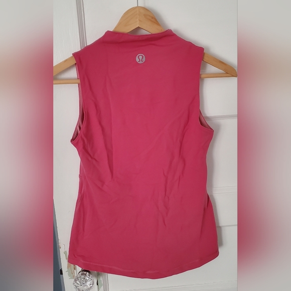 Lululemon Size 8 Pink Work Out Top - Picture 2 of 3